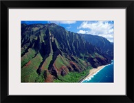 Hawaii, Kauai, Na Pali Coast, Aerial View Along Mountains