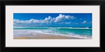 Waves crashing on the beach, Sunset Beach, Oahu, Hawaii
