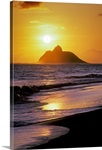 Hawaii, Oahu, Kailua, Lanikai Beach, Sunrise Over Mokulua Island