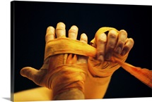 Boxer wrapping hands
