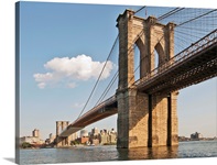 Brooklyn Bridge seen in lower Manhattan waterfront, New York.