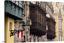 Facades, Peru
