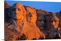 South Dakotas famed Mount Rushmore National Monument