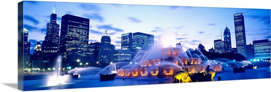 Buckingham Fountain Chicago IL