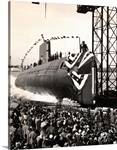 USS Nautilus slips into the Thames River