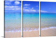 Clear Shoreline Ocean Water, Turquoise Horizon, Blue Sky With Clouds