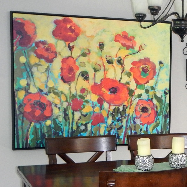 Pops of Red in the Dining Room