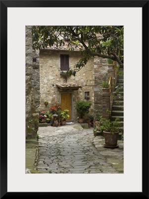 Italy, Tuscany. Quaint village lane in Montefiorale