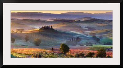 Italy, Tuscany, Orcia Valley, San Quirico d'Orcia, Casolare belvedere