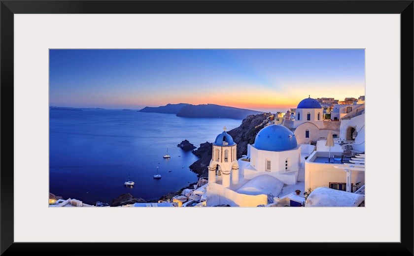 Greece, Cyclades, Oia town and Santorini Caldera