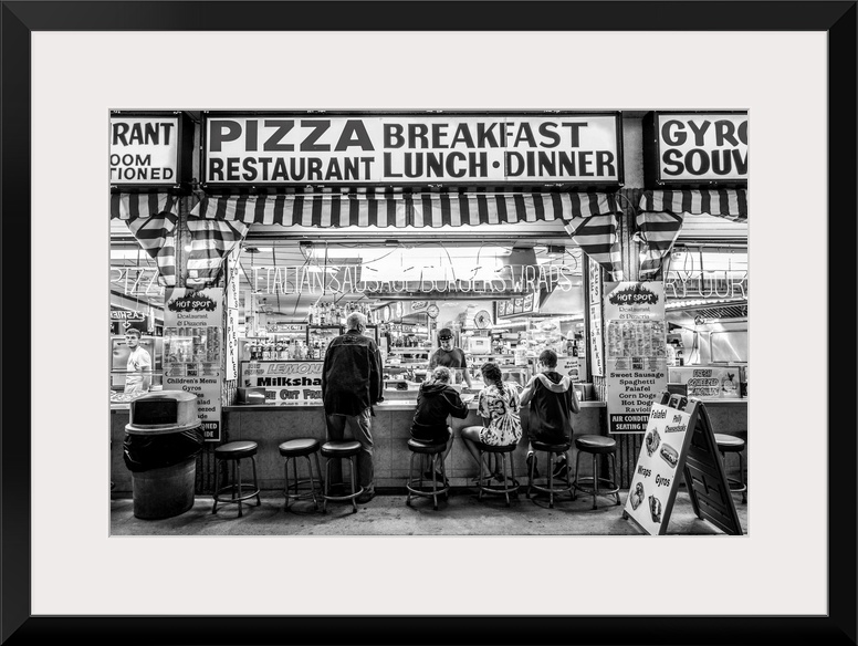 USA, New Jersey, The Jersey Shore, Wildwoods, Wildwoods Beach Boardwalk, Pizza shop