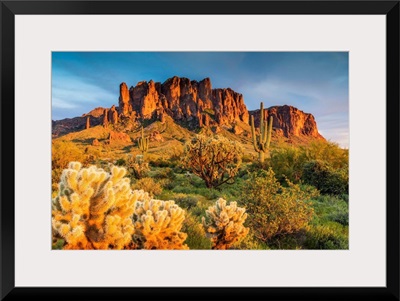 Superstition Mountains, Phoenix, Arizona, Usa