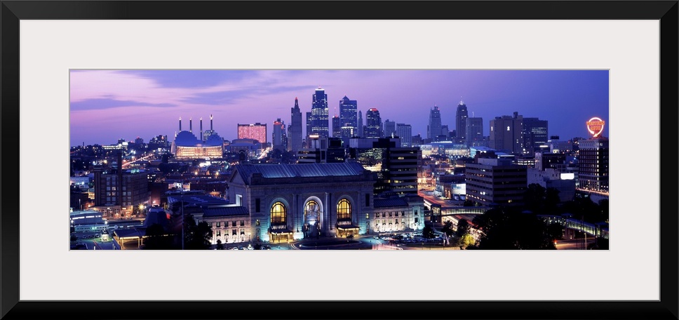 Union Station at sunset with city skyline in background, Kansas City, Missouri, USA II