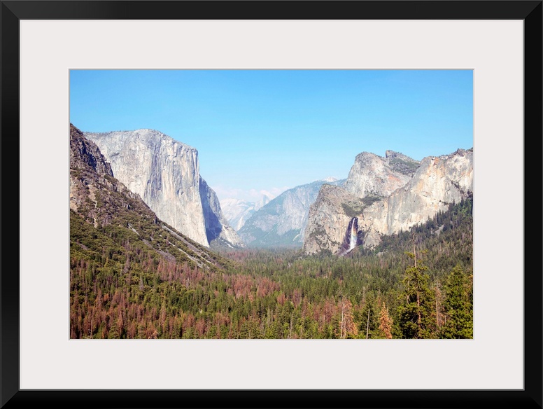 View of El Capitan and Yosemite Valley in Yosemite National Park, California.