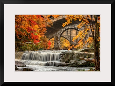 Beautiful Berea Falls In Autumn, Ohio