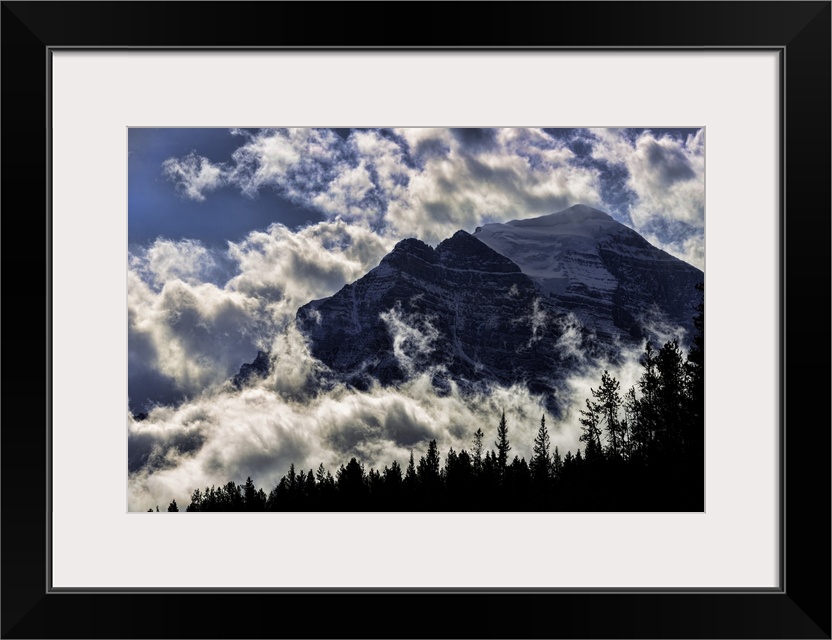 Majestic Peaks in Canada's Banff National Park