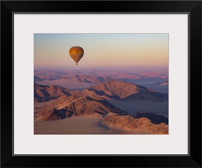 Early Morning Balloon Ride Over Namib-Naukluft Park, Sossusvlei, Namibia