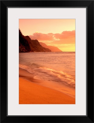 Hawaii, Kauai, Na Pali Coast, At Sunset From Kee Beach