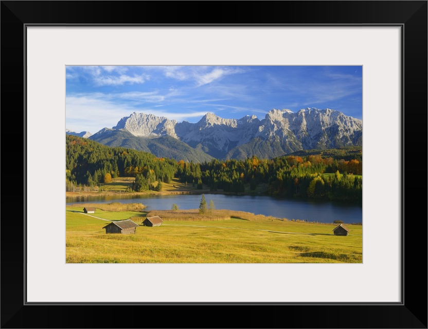 Hay Barns, Lake Geroldsee and Karwendel Mountain Range, near Garmisch-Partenkirchen, Werdenfelser Land, Upper Bavaria, Ger...