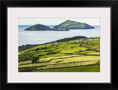 Scenic, Coastal View Of Caherdaniel, Along The Ring Of Kerry, County Kerry, Ireland