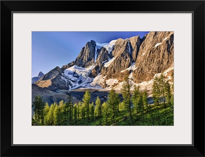 The Rockwall Cliff And Tumbling Glacier In Kootenay National Park, British Columbia