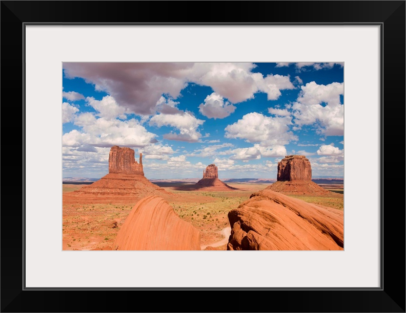 A photograph of Monument Valley in Arizona.