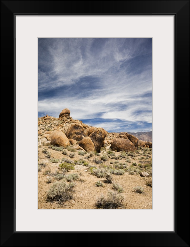 USA, California, Eastern Sierra Nevada Area, Lone Pine, landscape of the Alabama Hills