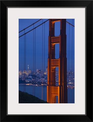 California, San Francisco, Golden Gate Bridge, evening