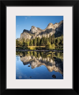 California, Yosemite National Park. Cathedral Rocks, Bridalveil Fall