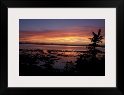Canada, Quebec, Gaspe Peninsula, St. Lawrence Seaway, Sunset
