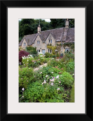 Cotswold Stone Cottage And Garden In Bibury, Gloucestershire, England