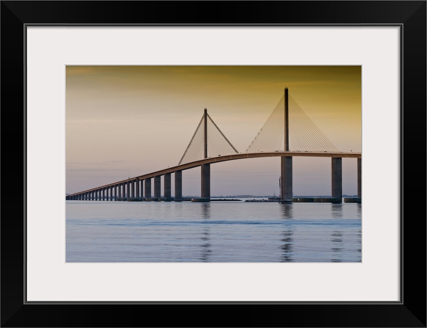 North America, USA, Florida, Tampa Bay. Sunshine Skyway Bridge