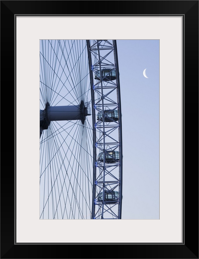 ENGLAND-London:.Southbank-.London Eye / Dawn