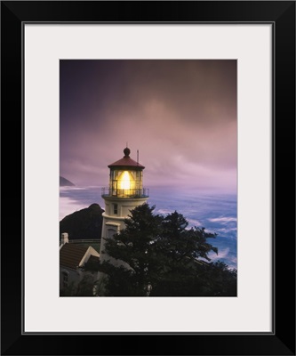 Oregon, View of Heceta Head Lighthouse at dusk