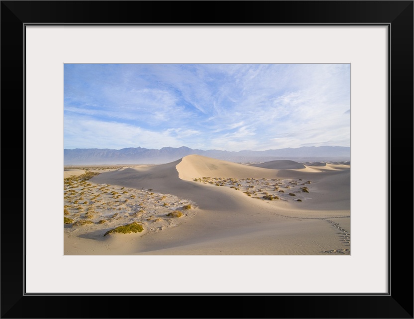 Scenic landscape of Stovepipe Wells sand dunes in Death Valley National Park, California