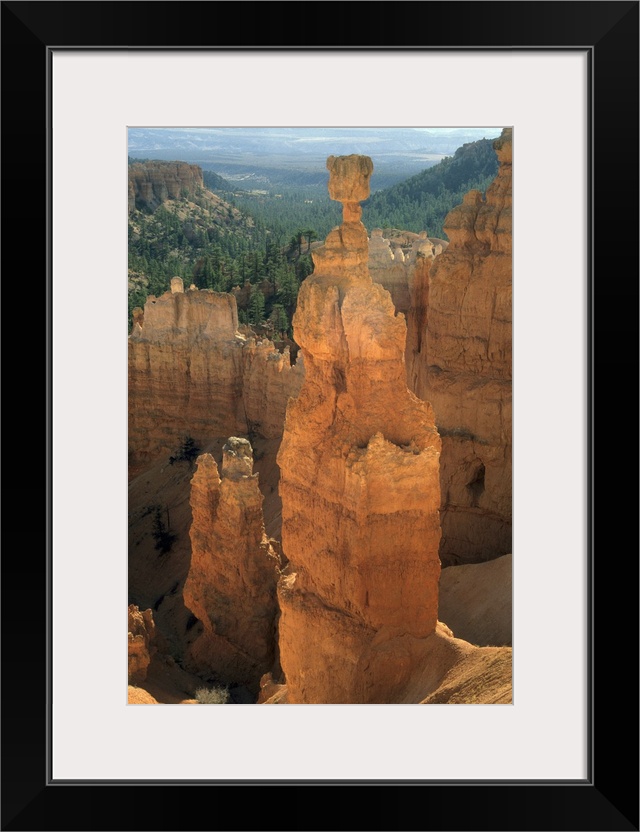 USA, Utah, Bryce Canyon National Park, detail of "Hoodoos", eroded lake sediments.