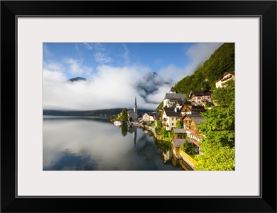 Austria, Upper Austria, Hallstattersee lake, Hallstatt