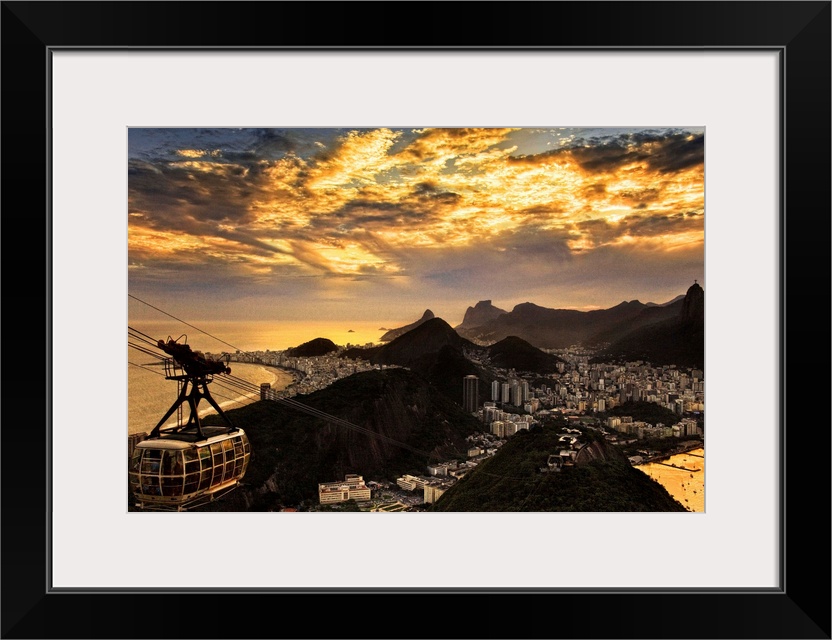 Brazil, Rio de Janeiro, Guanabara Bay from the summit of Sugarloaf Mountain