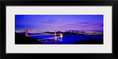 CA, San Francisco, Golden Gate Bridge and the skyline at sunset