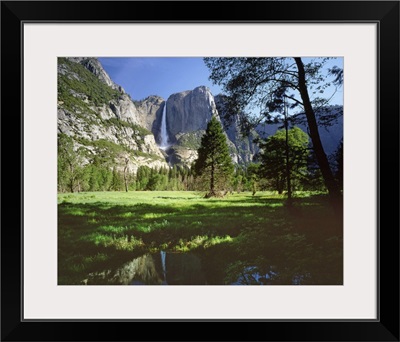 California, Yosemite National Park, Yosemite Falls with Spring flow in Yosemite Valley