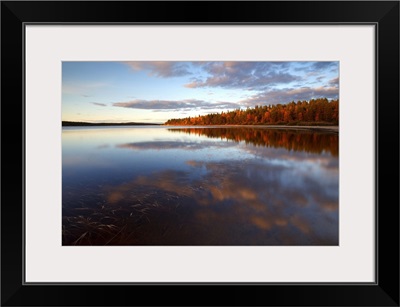 Finland, Lapland, Autumnal sunset, near Muonio
