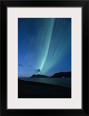 Iceland, Snaefellsnes, Northern lights near Grundarfjordur