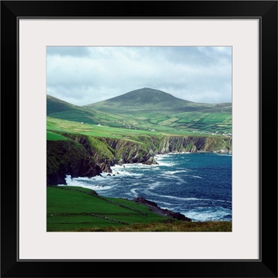 Ireland, County Kerry, Dunmore Head, coastline