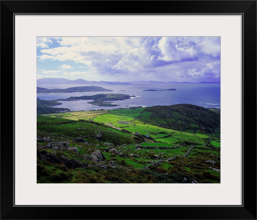 Ireland, County Kerry, Ring of Kerry, view from Coomakesta pass