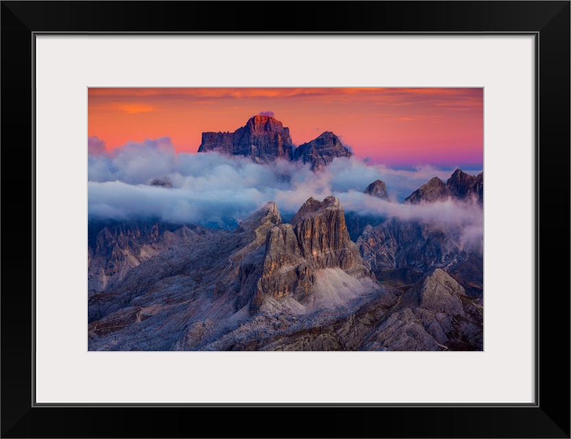 Italy, Veneto, Alps, Dolomites, Belluno district, Cadore, Cortina d'Ampezzo, View from Lagazuoi refuge, Averau and Pelmo m...