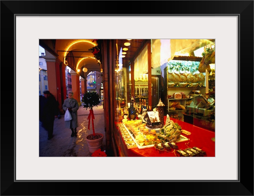 Italy, Emilia-Romagna, Delicatessen shop Fini