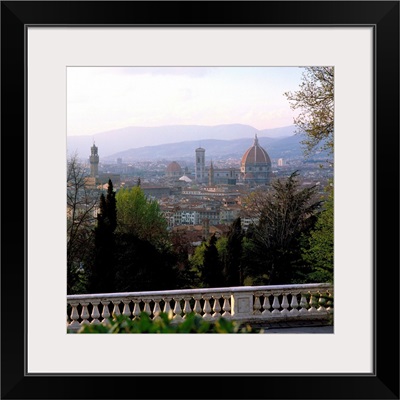Italy, Florence, Old town, Cathedral and Palazzo Vecchio in spring