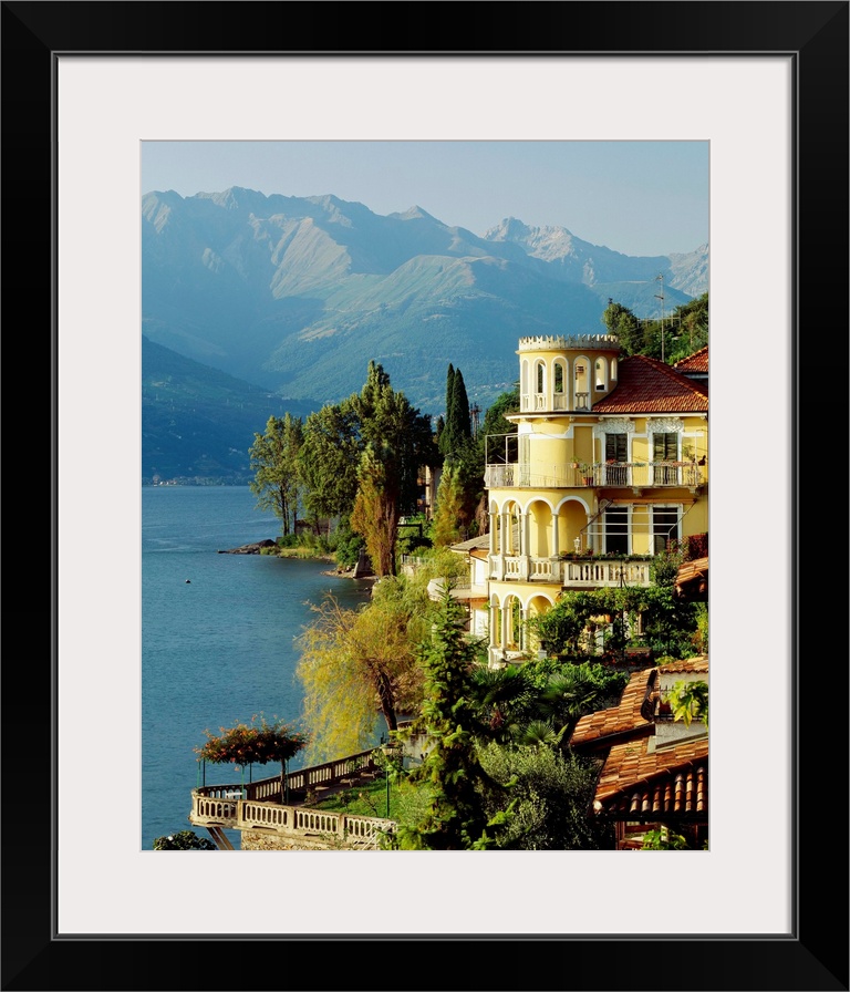 Italy, Lake Como, Corenno Plinio, villa