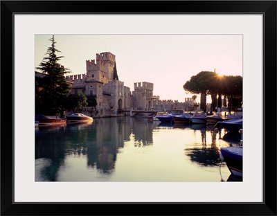 Italy, Lake Garda, Sirmione, castle