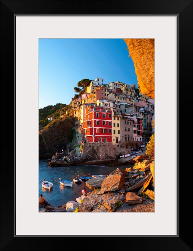 Italy, Liguria, La Spezia district, Mediterranean sea, Ligurian sea, Ligurian Riviera, Cinque Terre, Riomaggiore village.
